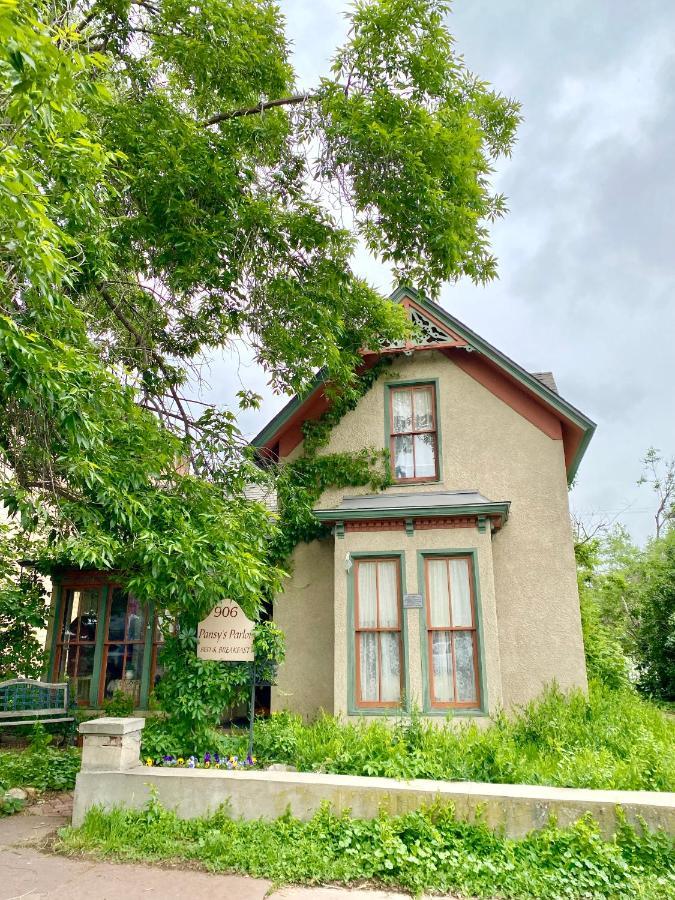 Pansy'S Parlor Bed & Breakfast Golden Exteriör bild