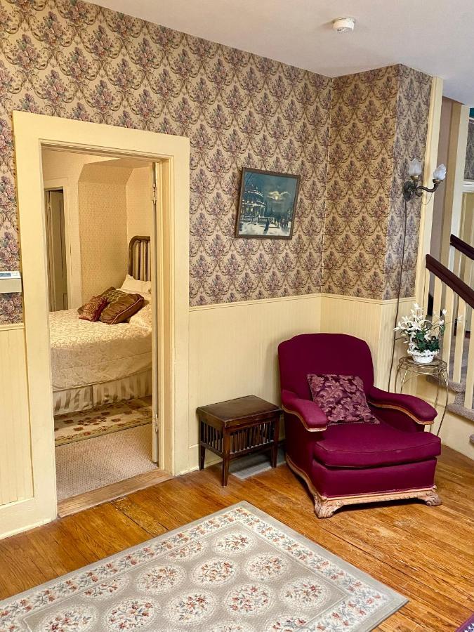 Pansy'S Parlor Bed & Breakfast Golden Exteriör bild
